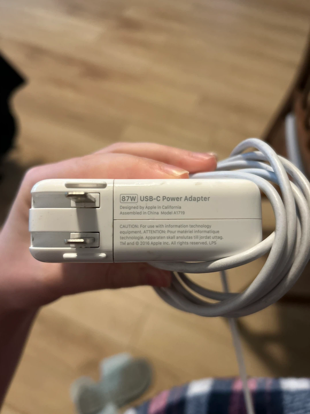 87W USB-C Power Adapter (charger) - photo 2