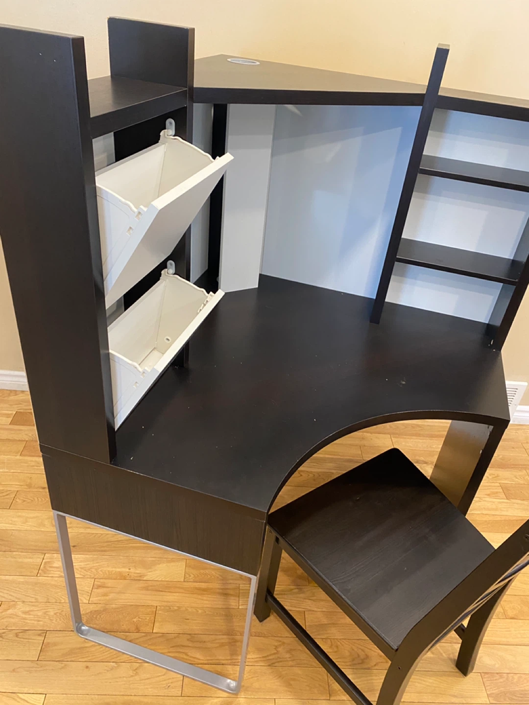 IKEA MICKE Corner Desk Workstation + Chair (CAN DELIVER) - photo 4