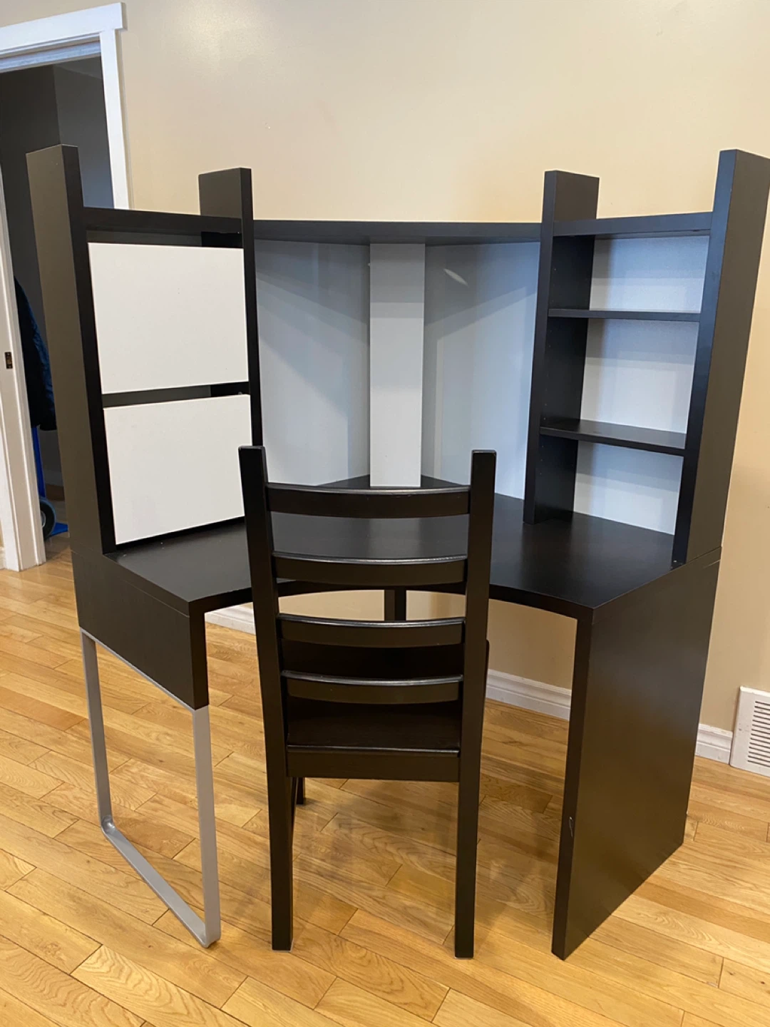 IKEA MICKE Corner Desk Workstation + Chair (CAN DELIVER)