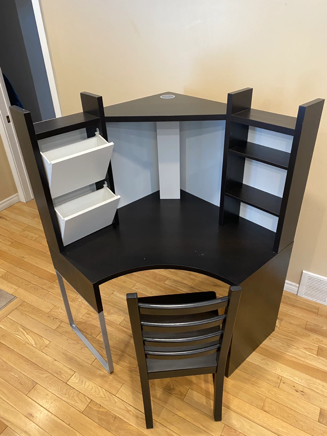 IKEA MICKE Corner Desk Workstation + Chair (CAN DELIVER) - photo 5