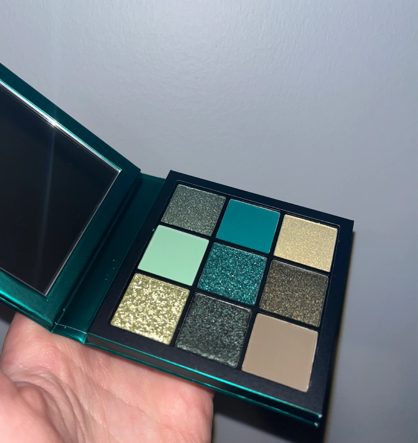 🆕Huda Beauty Emerald Obsessions Eyeshadow Palette - photo 5