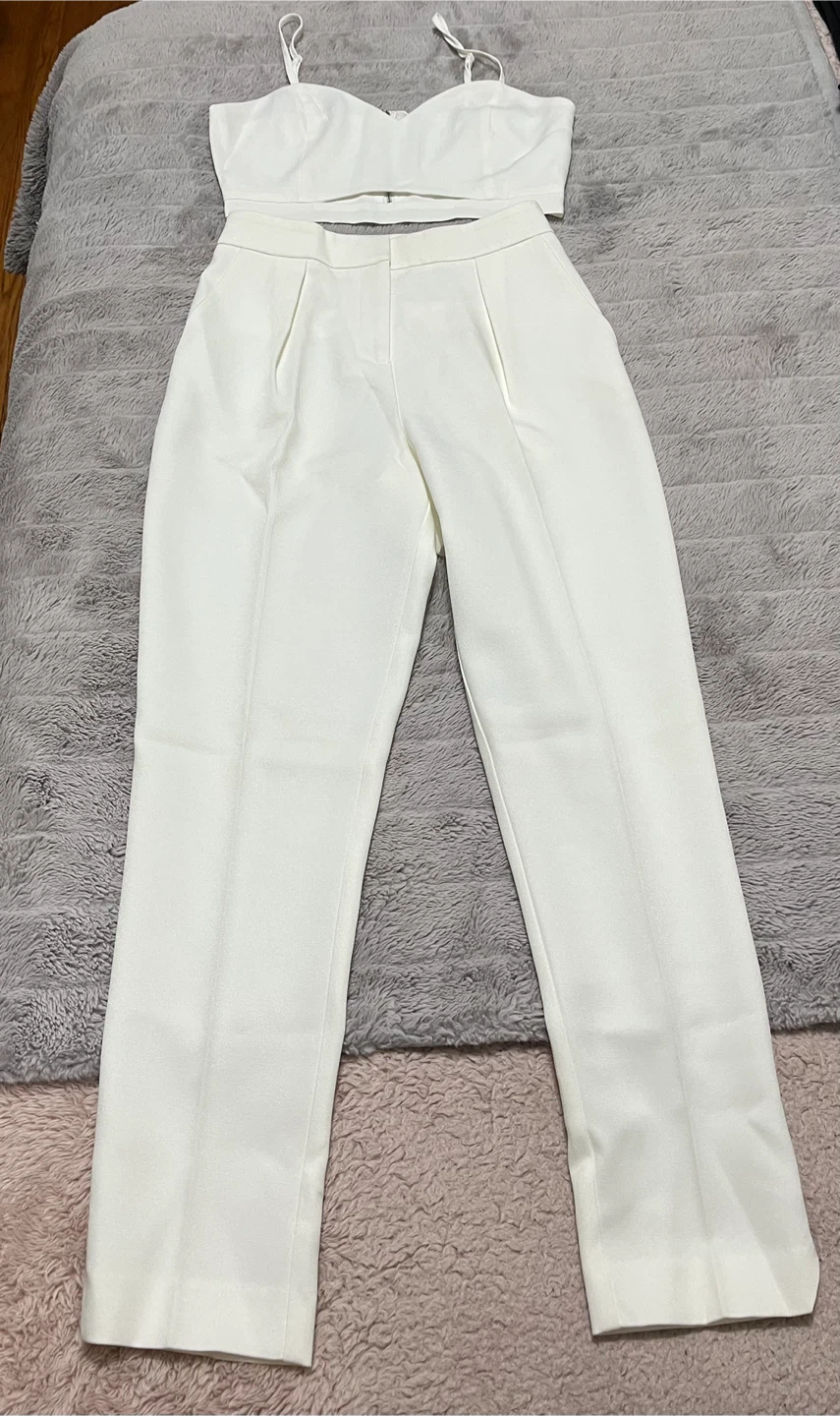 Missguided Crop Top (US 6) and White Pants Set (US 4) - photo 2
