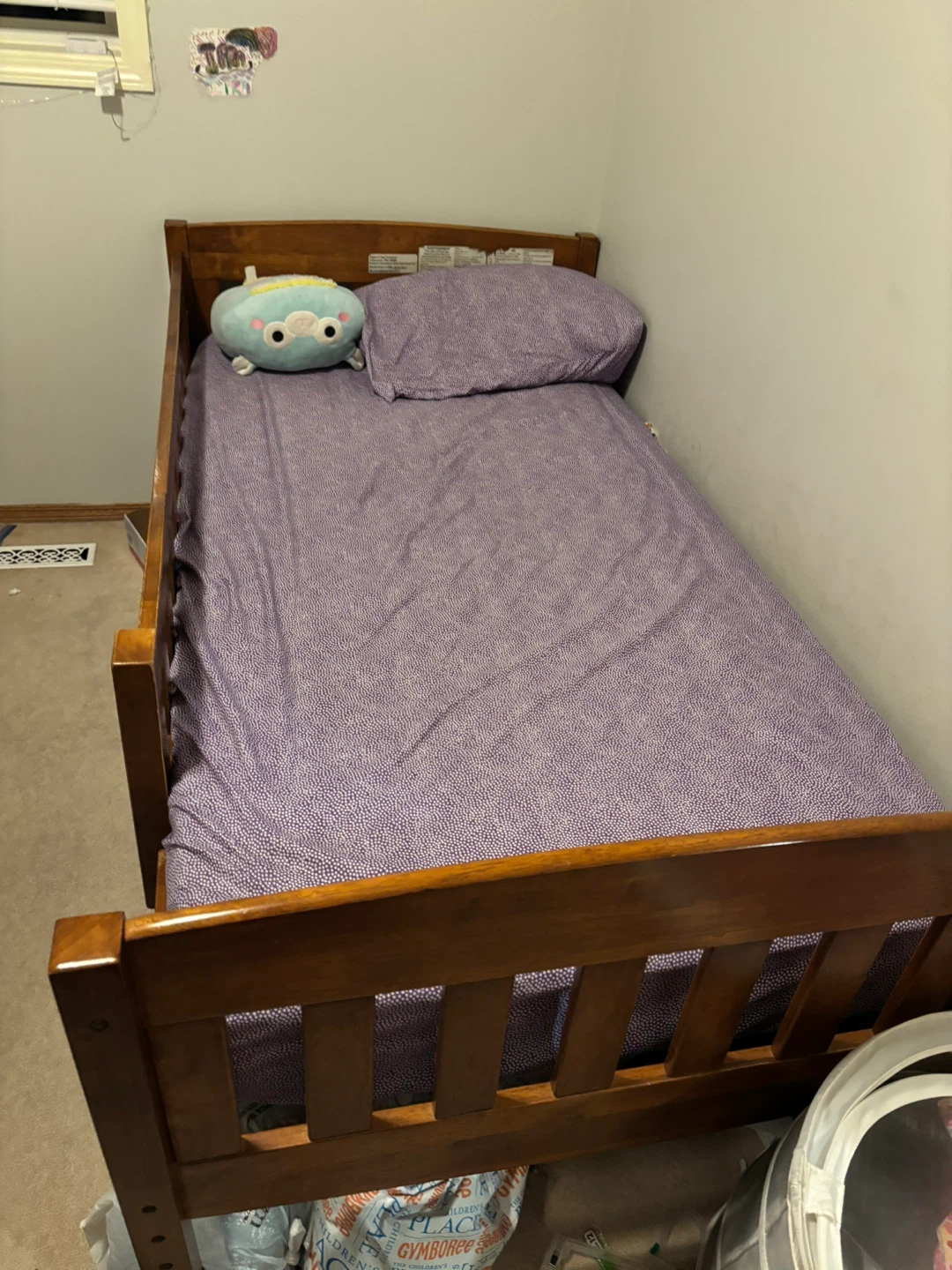 Two Wooden single Beds with Slats - photo 5