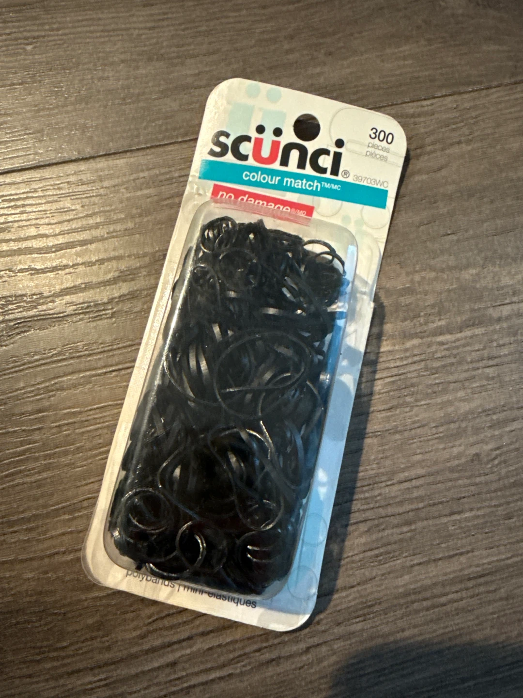 Scunci 300 Pieces Black Colour Match Hair Elastics