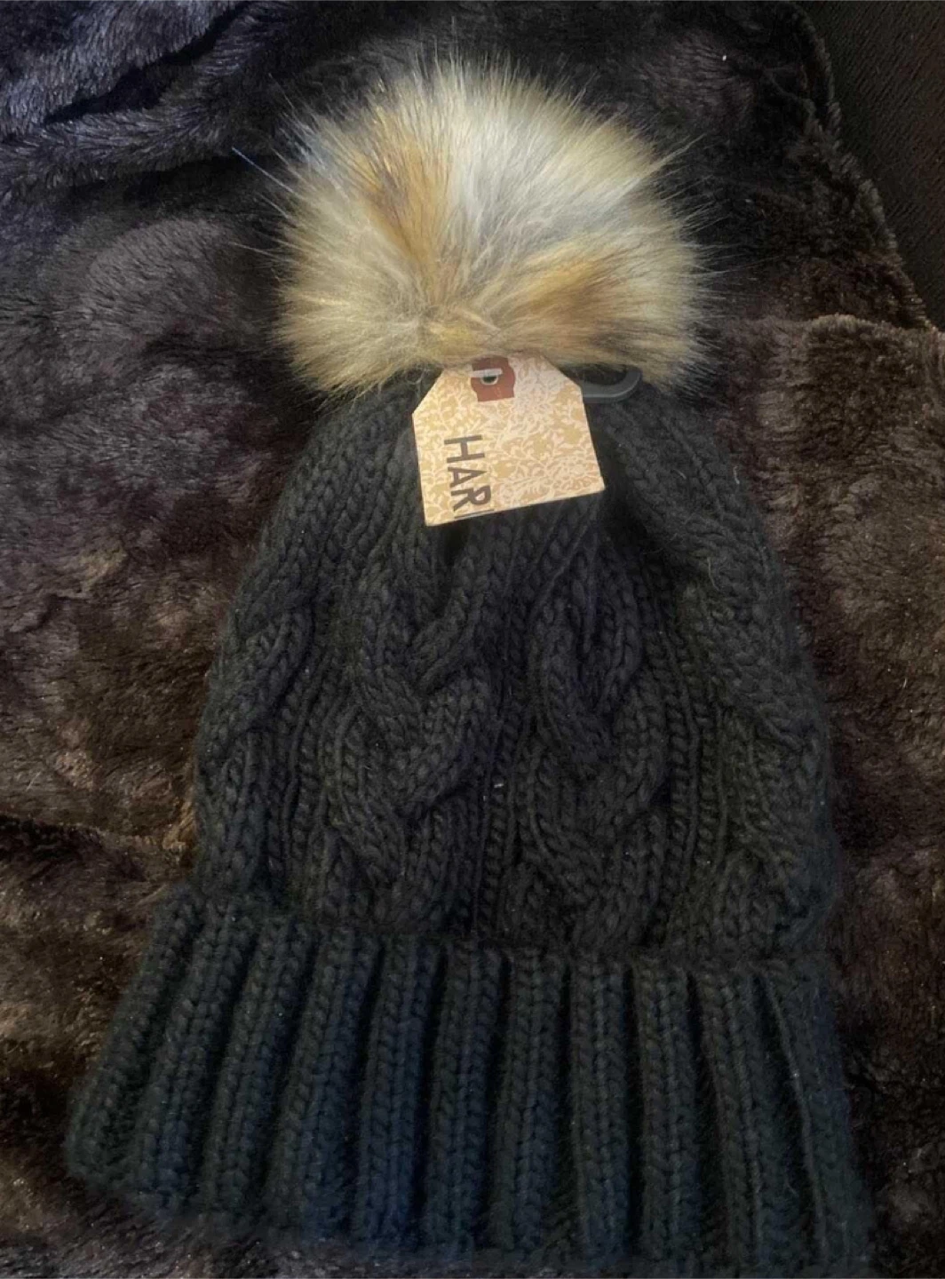 Harlow Cable Knit Hat with Faux Fur Pom