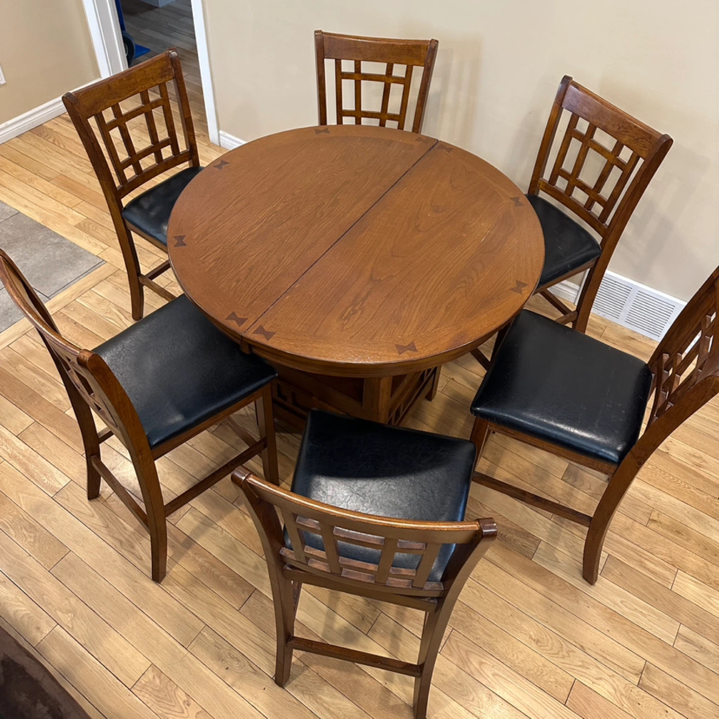 Oak Wood Extendable Counter Height Dining Set (CAN DELIVER)