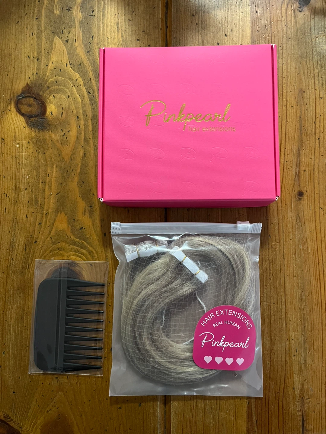 22” Ash/Platinum Blonde Invisible Tape-In Hair Extensions