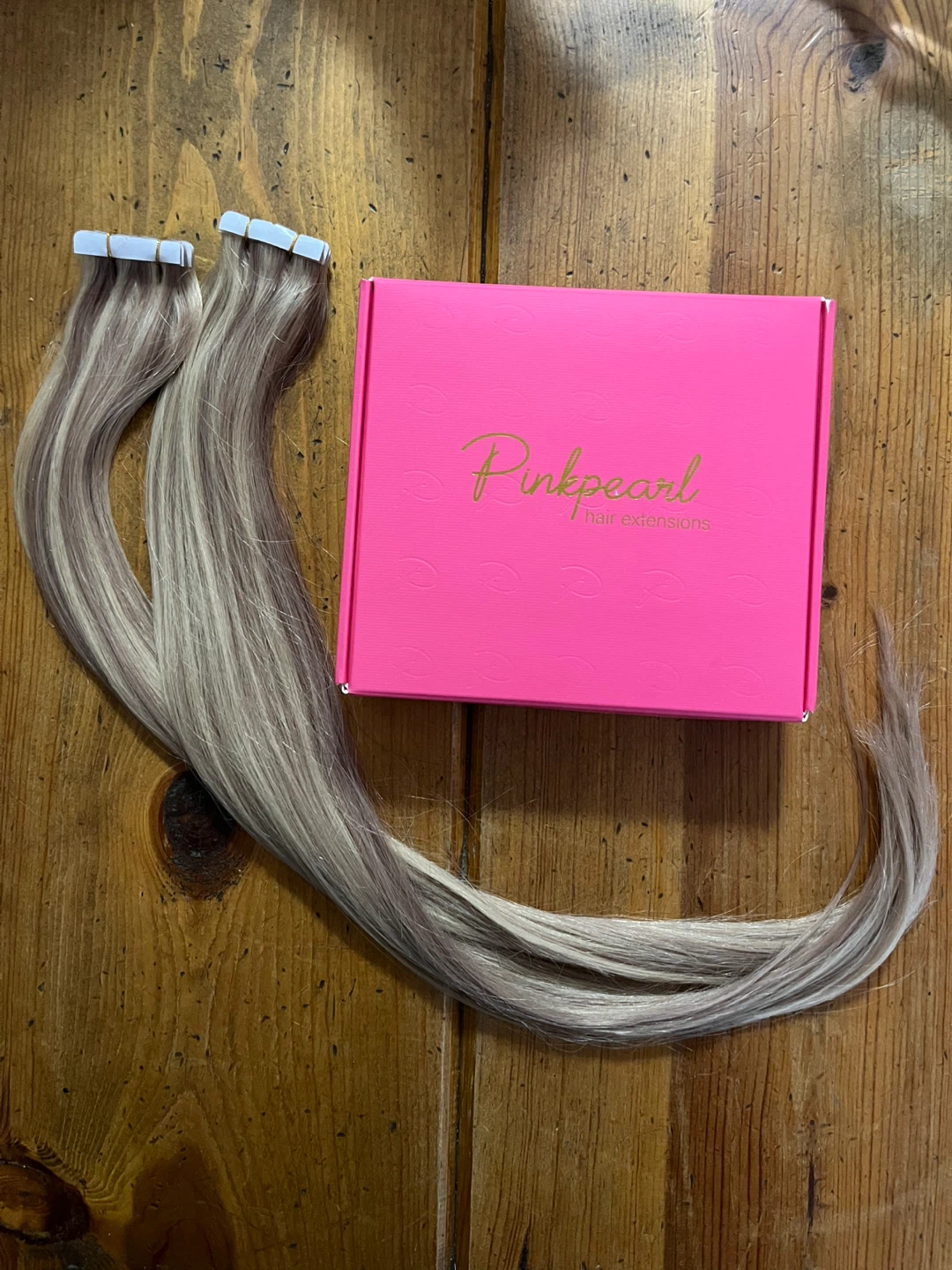 22” Ash/Platinum Blonde Invisible Tape-In Hair Extensions - photo 3