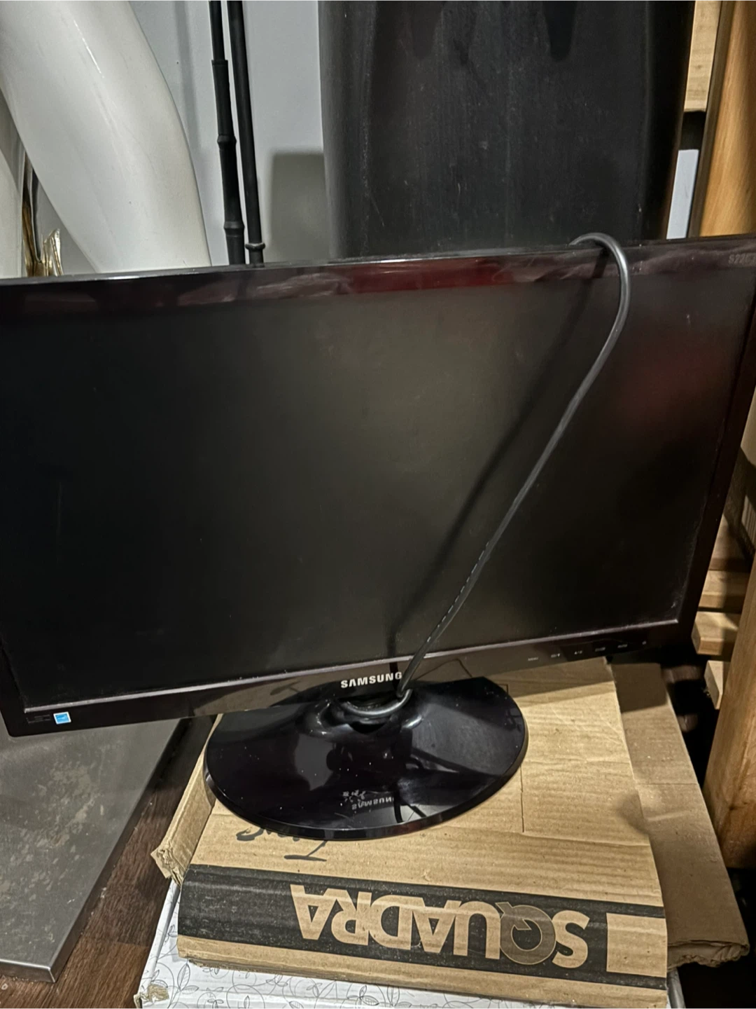 Samsung Computer Monitor 22” - photo 2