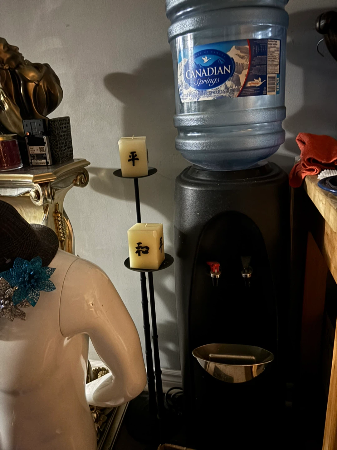 Cooler with Refillable bottle - photo 3