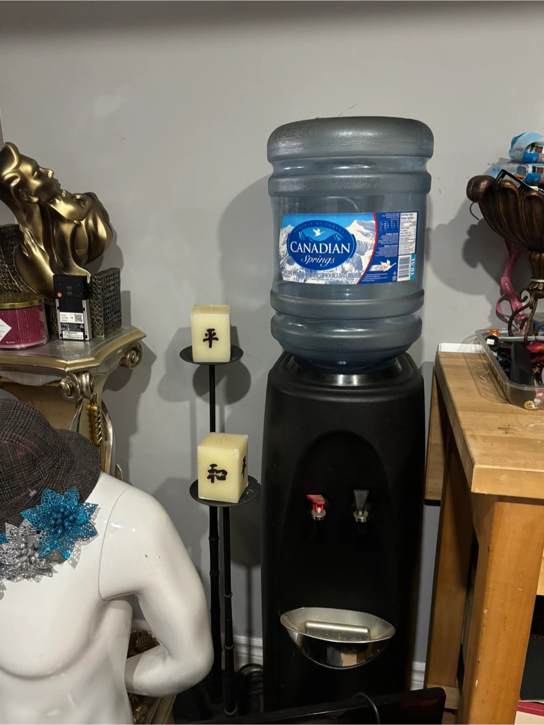 Cooler with Refillable bottle