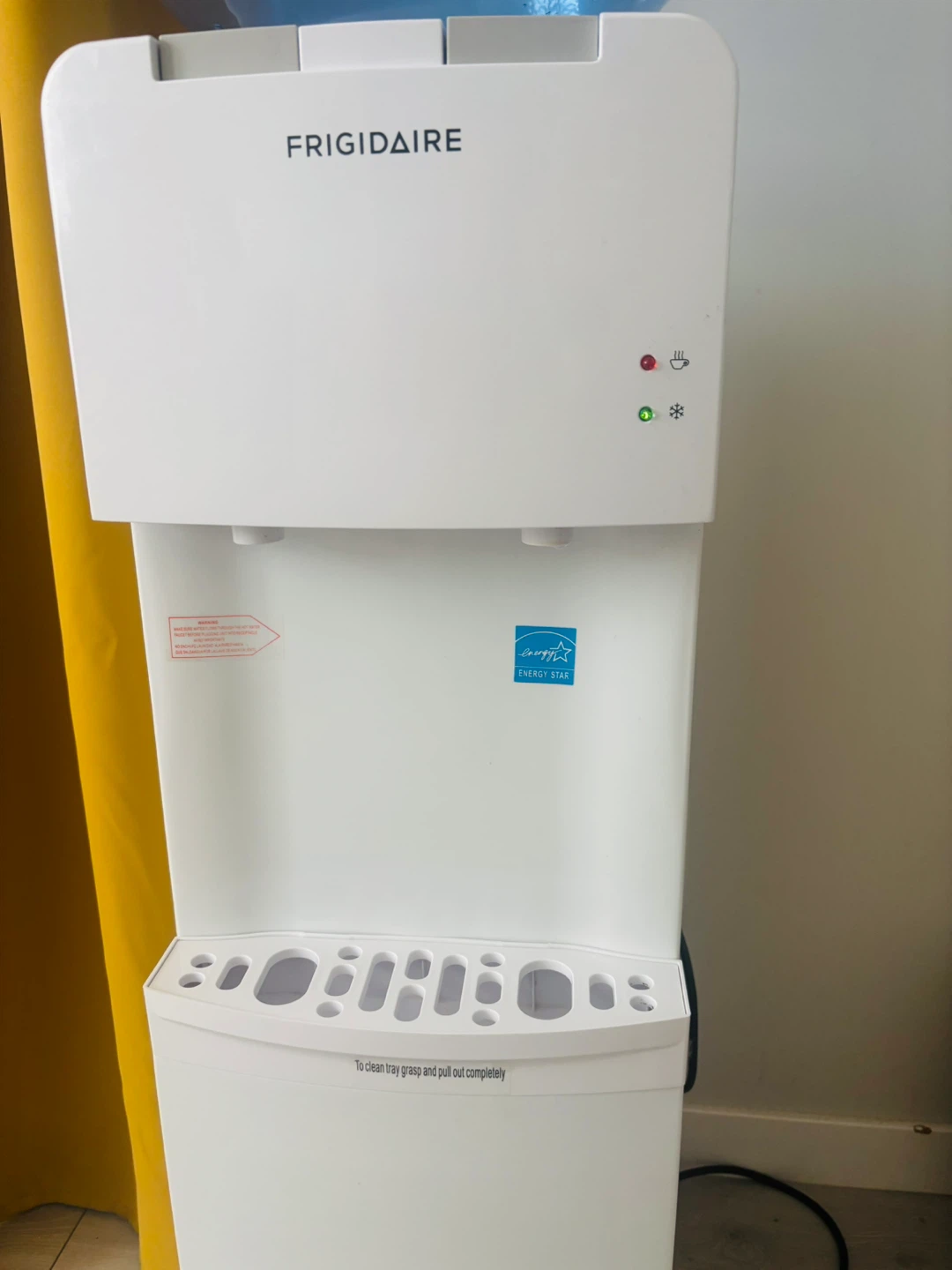 Frigidaire Water Cooler Dispenser - photo 3