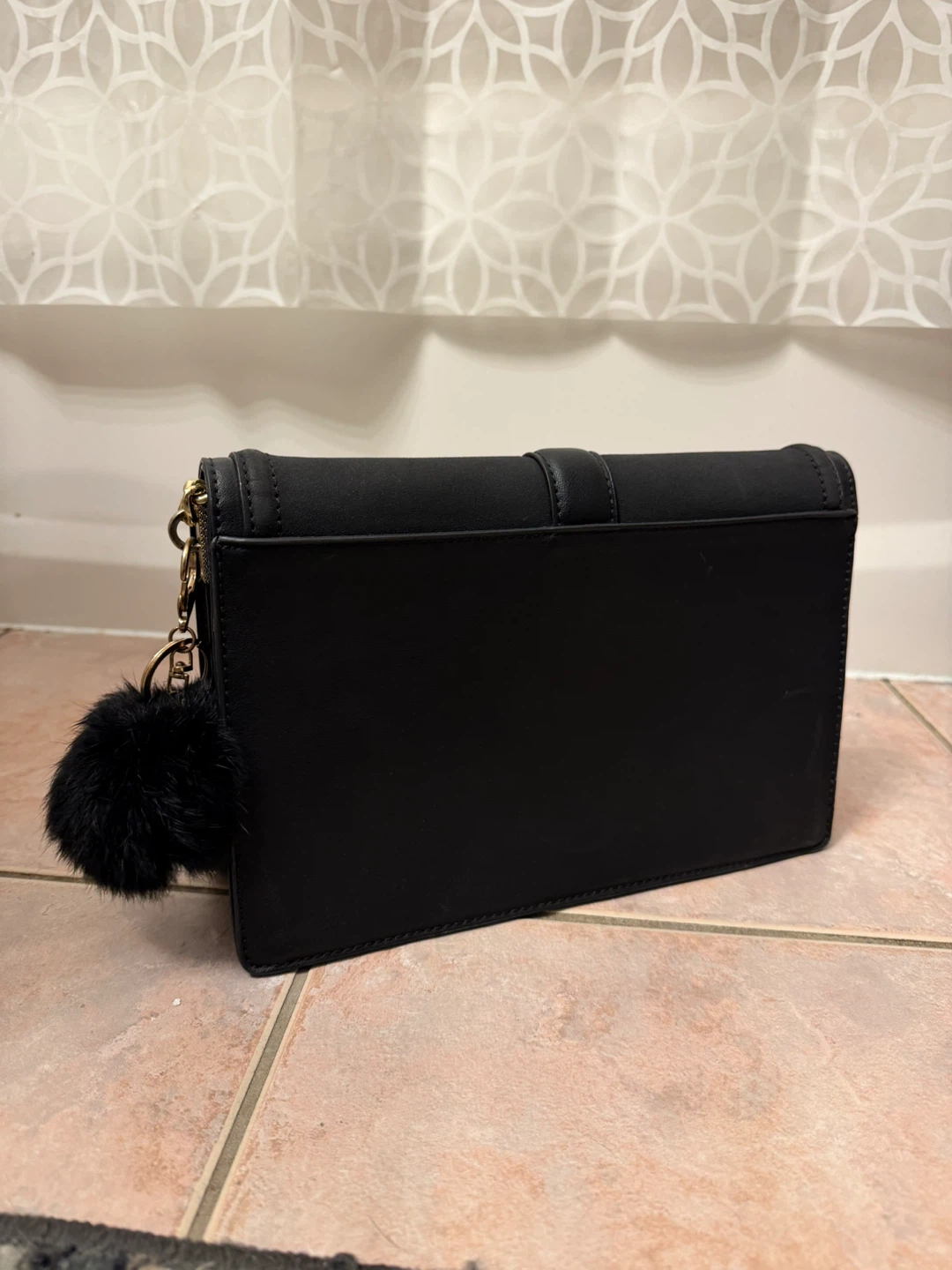 ALDO Black Clutch with Gold Chain - photo 2