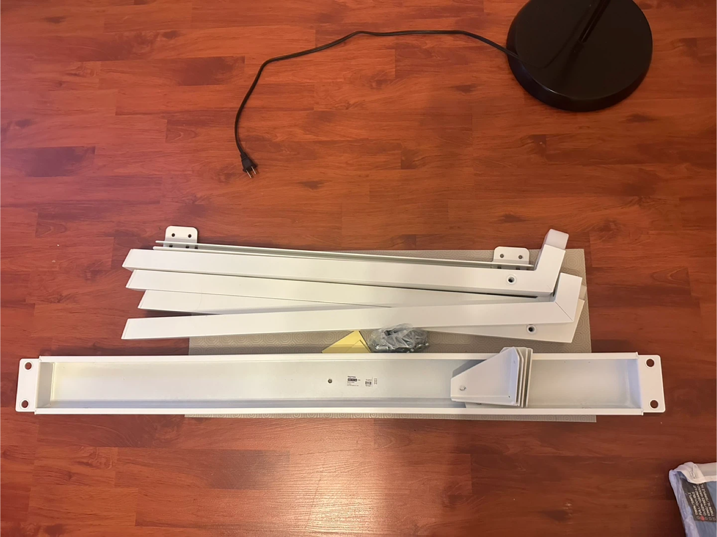 IKEA TROTTEN white desk - photo 2