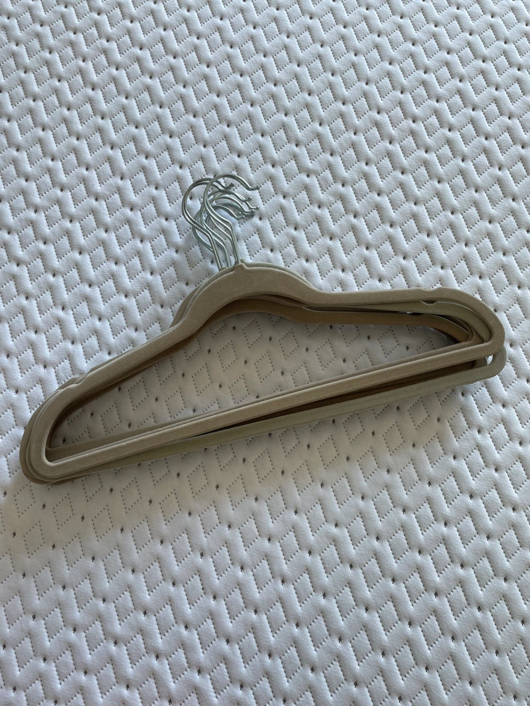 Velvet Hangers - 30 Pack - photo 2