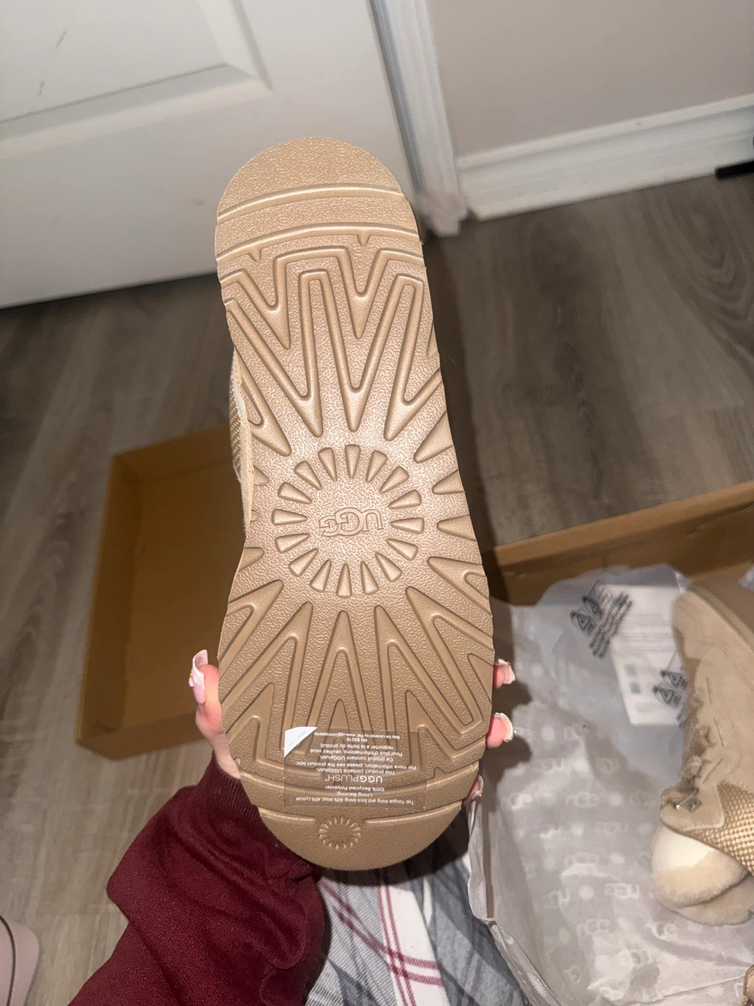 UGG lowmels woman’s 9 - photo 4