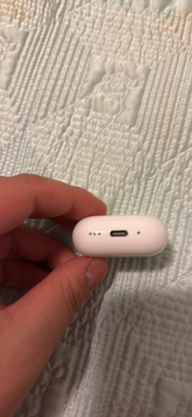 Apple AirPods 4 (ANC) Wireless Earbuds Charging Case - photo 3
