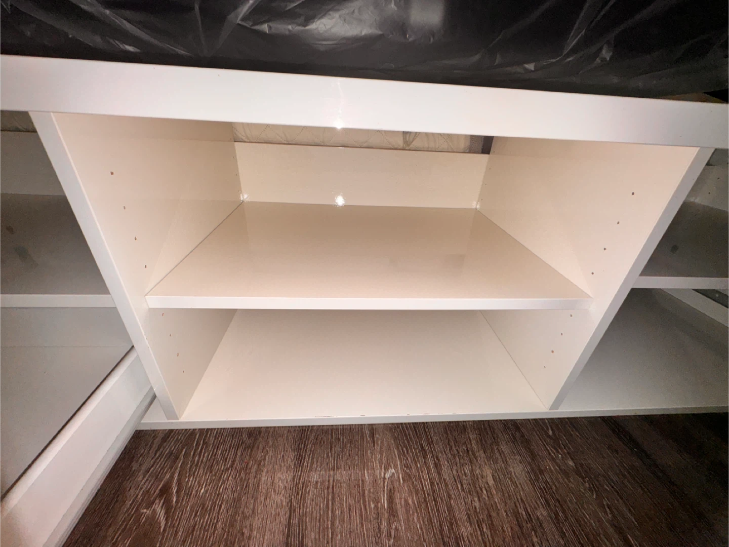 IKEA BYÅS TV Bench - High Gloss White - photo 5