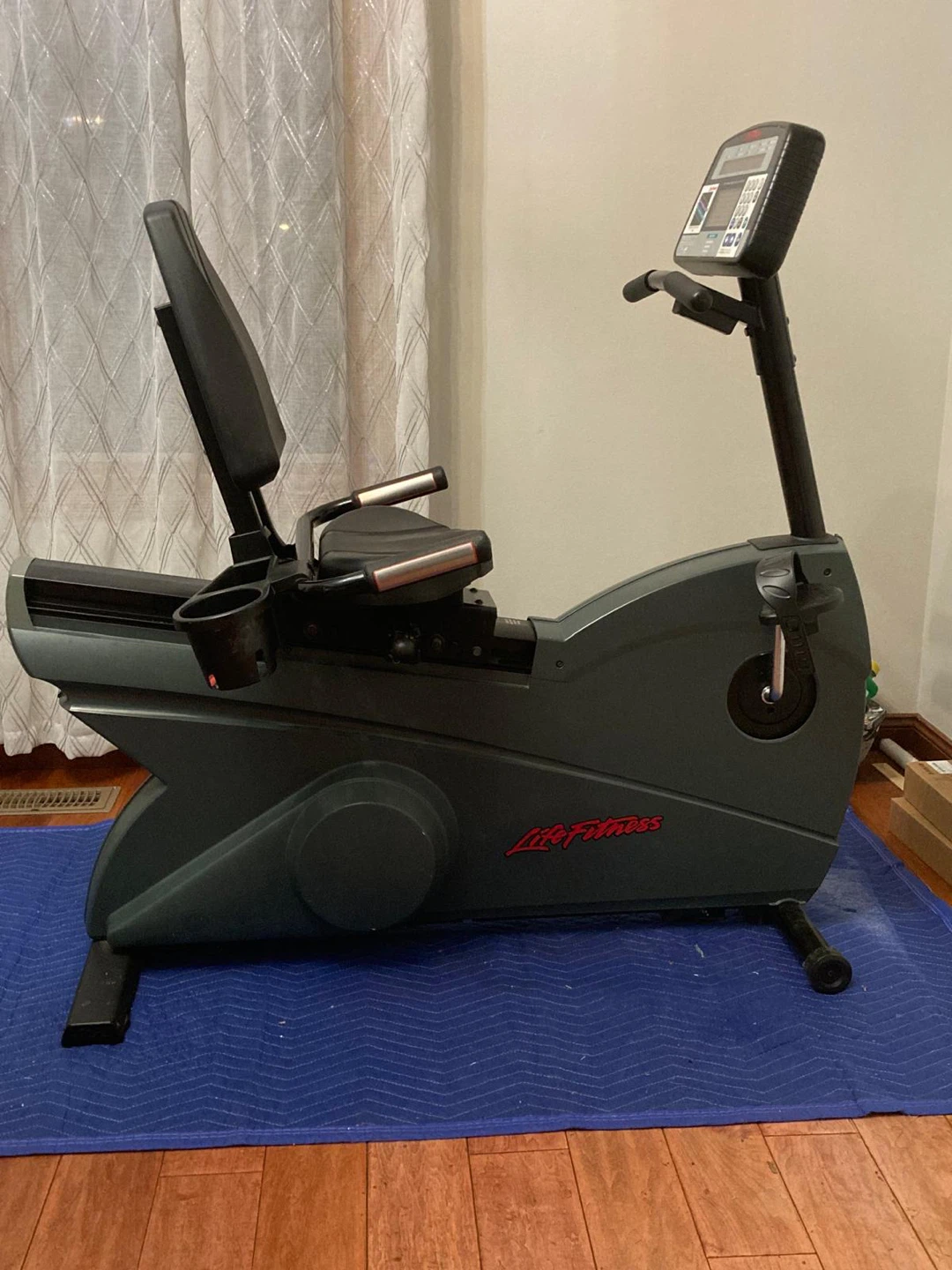 Life Fitness CLSR Integrity Series Recumbent Bike - photo 3