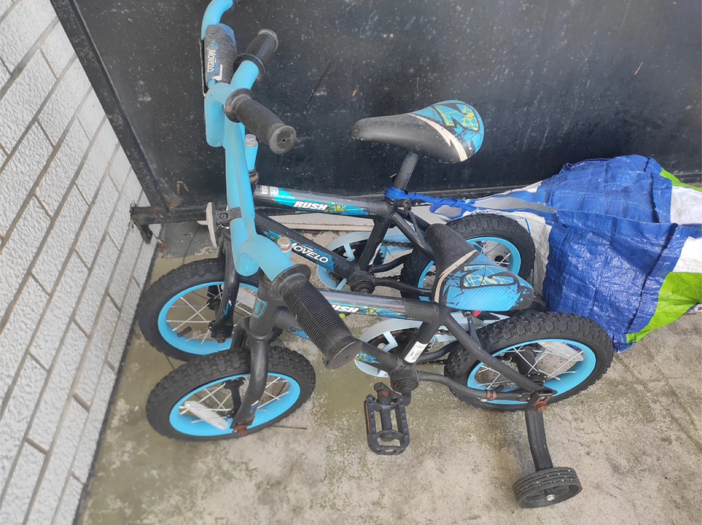 2 Blue Movelo Rush Kids' Bicycle : $30 each