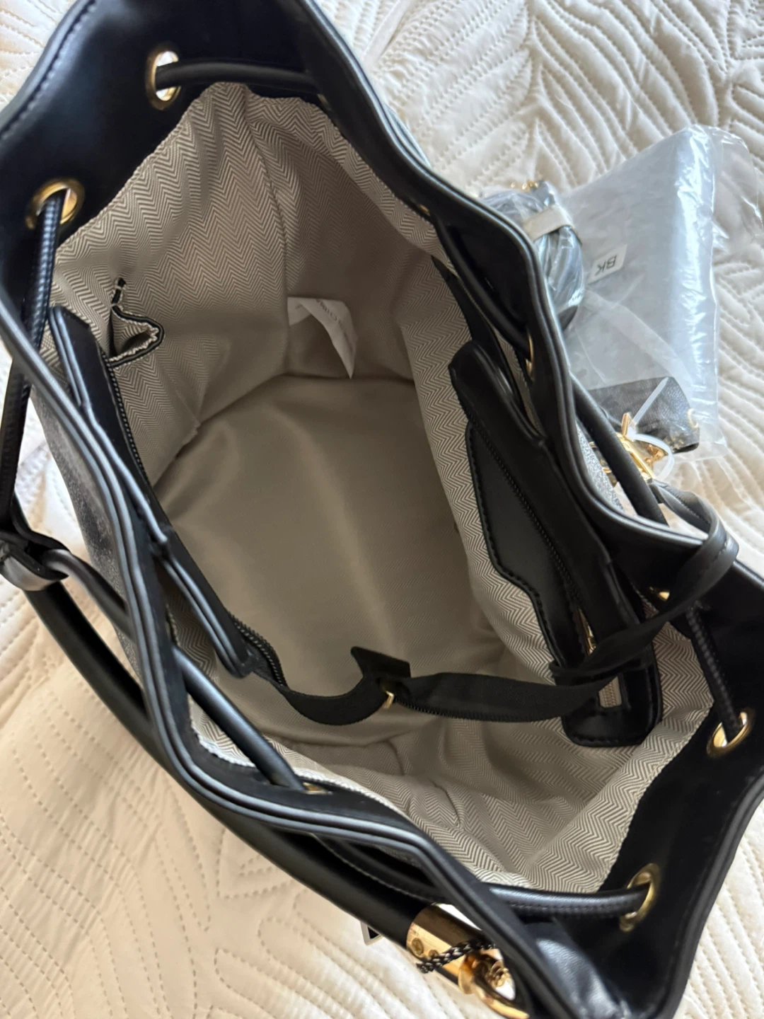 Classic Fashion Bucket Bag - photo 5
