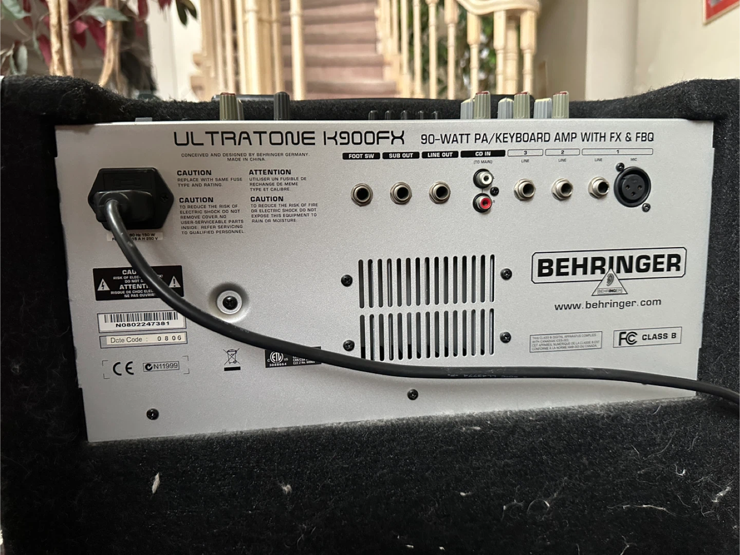 Behringer Ultratone K900FX 90-Watt Keyboard Amp - photo 3