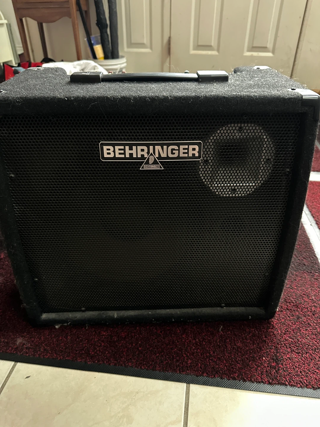 Behringer Ultratone K900FX 90-Watt Keyboard Amp