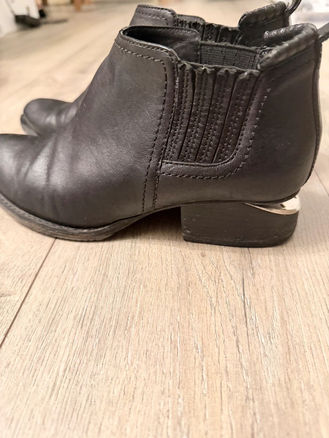 Black Leather Alexander Wang Boots with Silver Heel Detail - photo 3