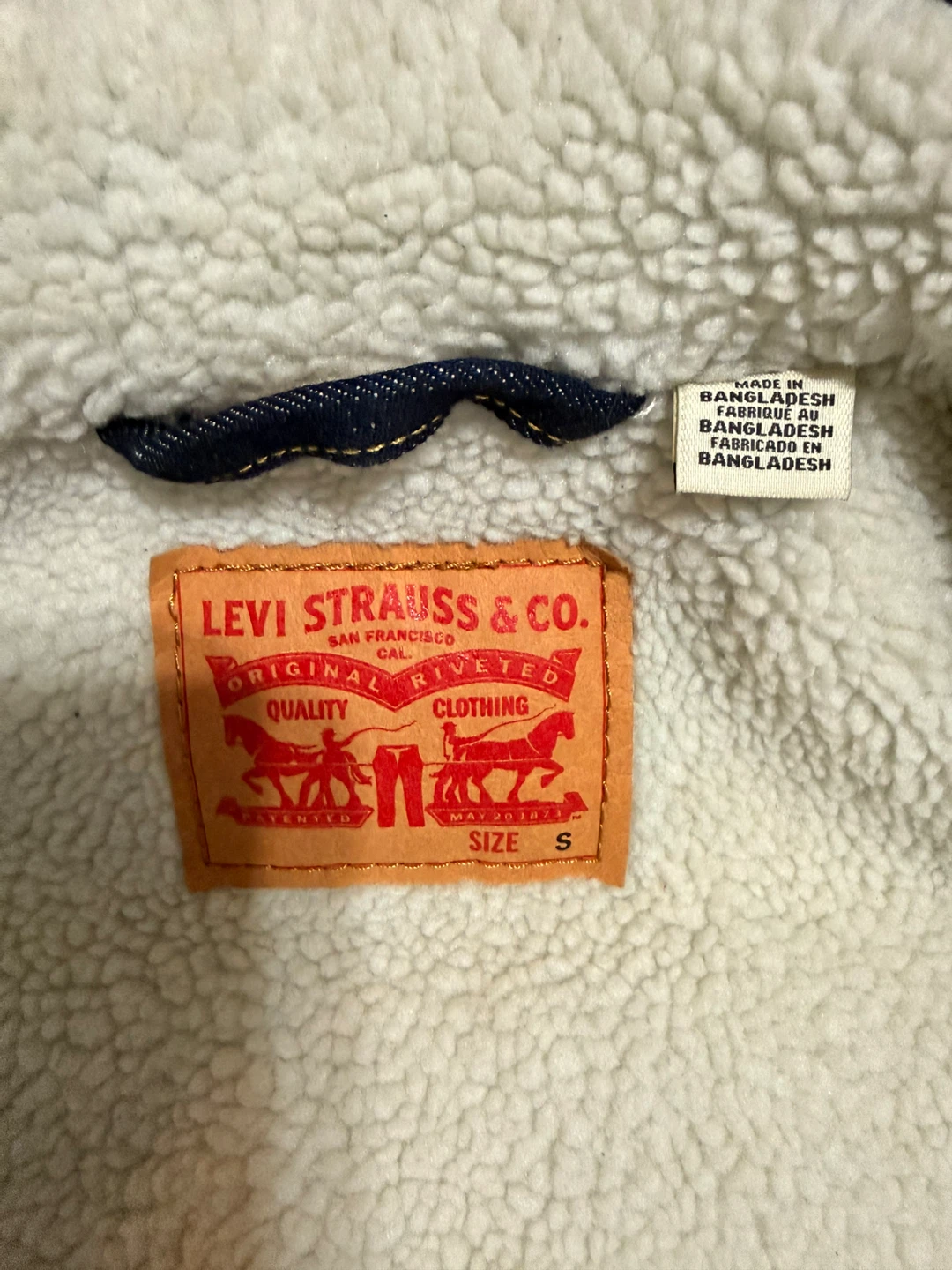 Levi Strauss & Co. Sherpa Lined Denim Jacket - Size S - photo 5