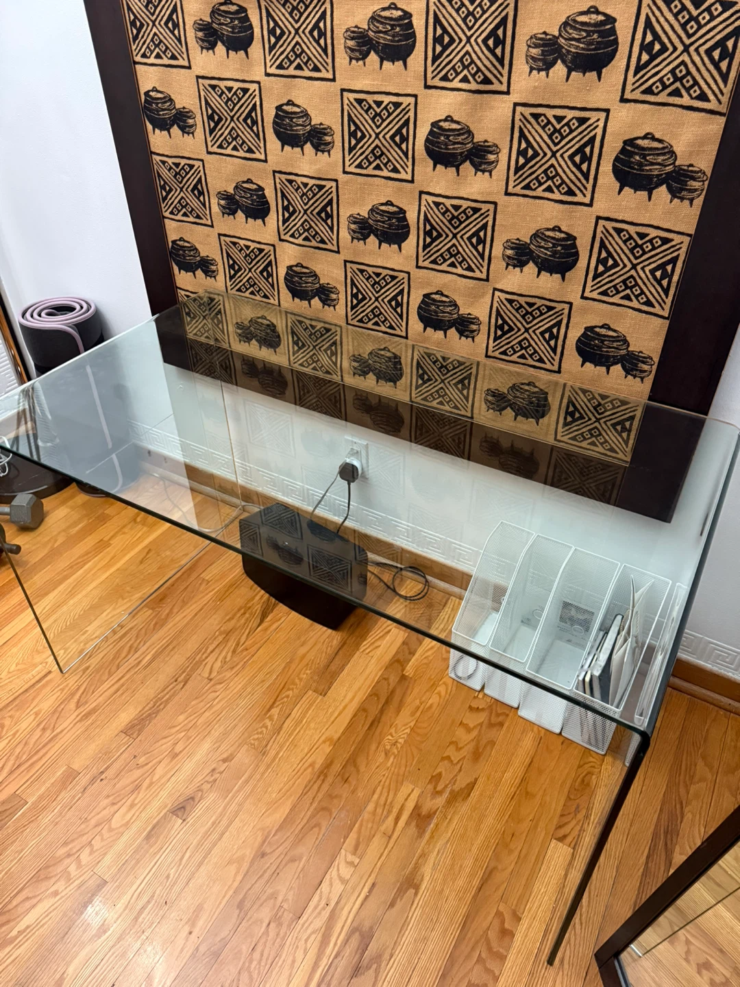 Clear Glass Desk - 1.24m x 73cm x 73cm - photo 3