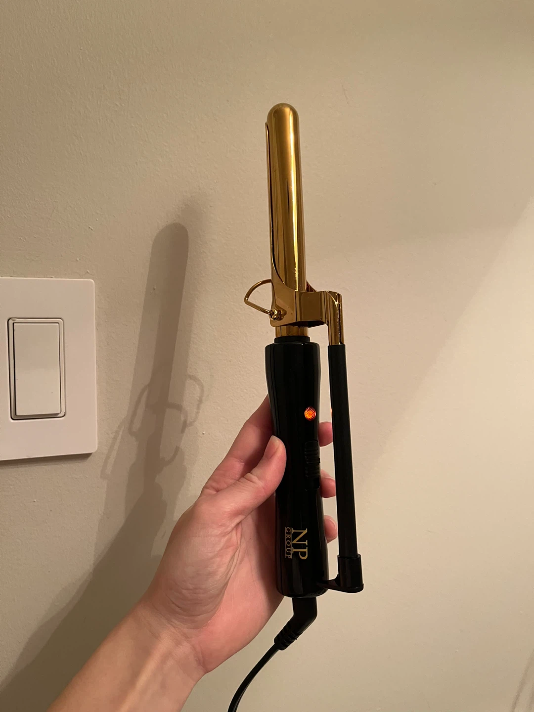 NP Professional Curling Iron