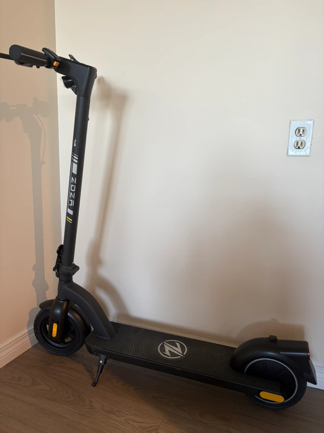 Like New E-Scooter - $350