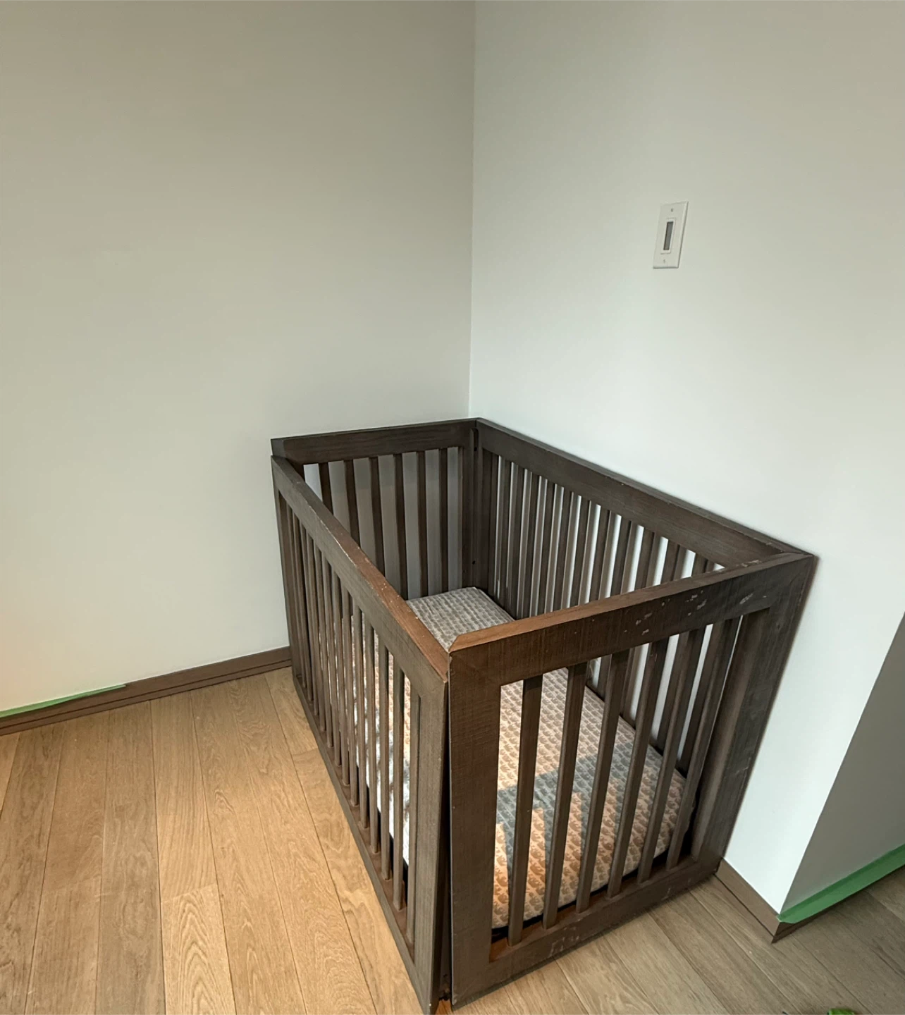 Wooden Crib/Toddler Bed Frame - Dark Brown 🌱