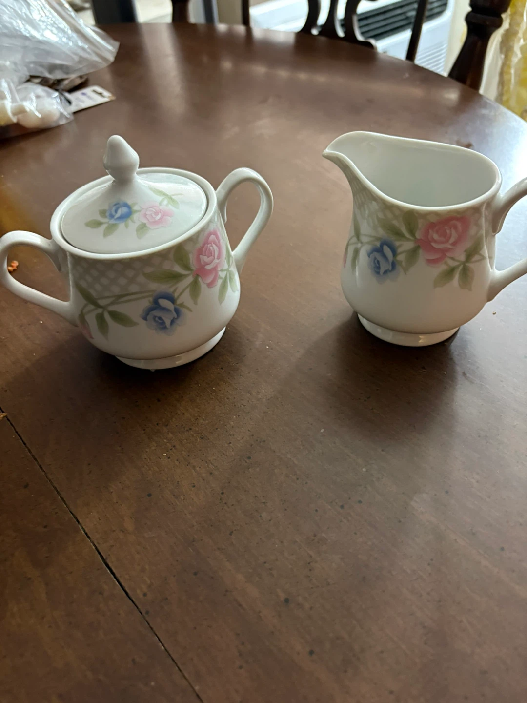 Vintage Floral Sugar Bowl and Creamer Set - photo 3