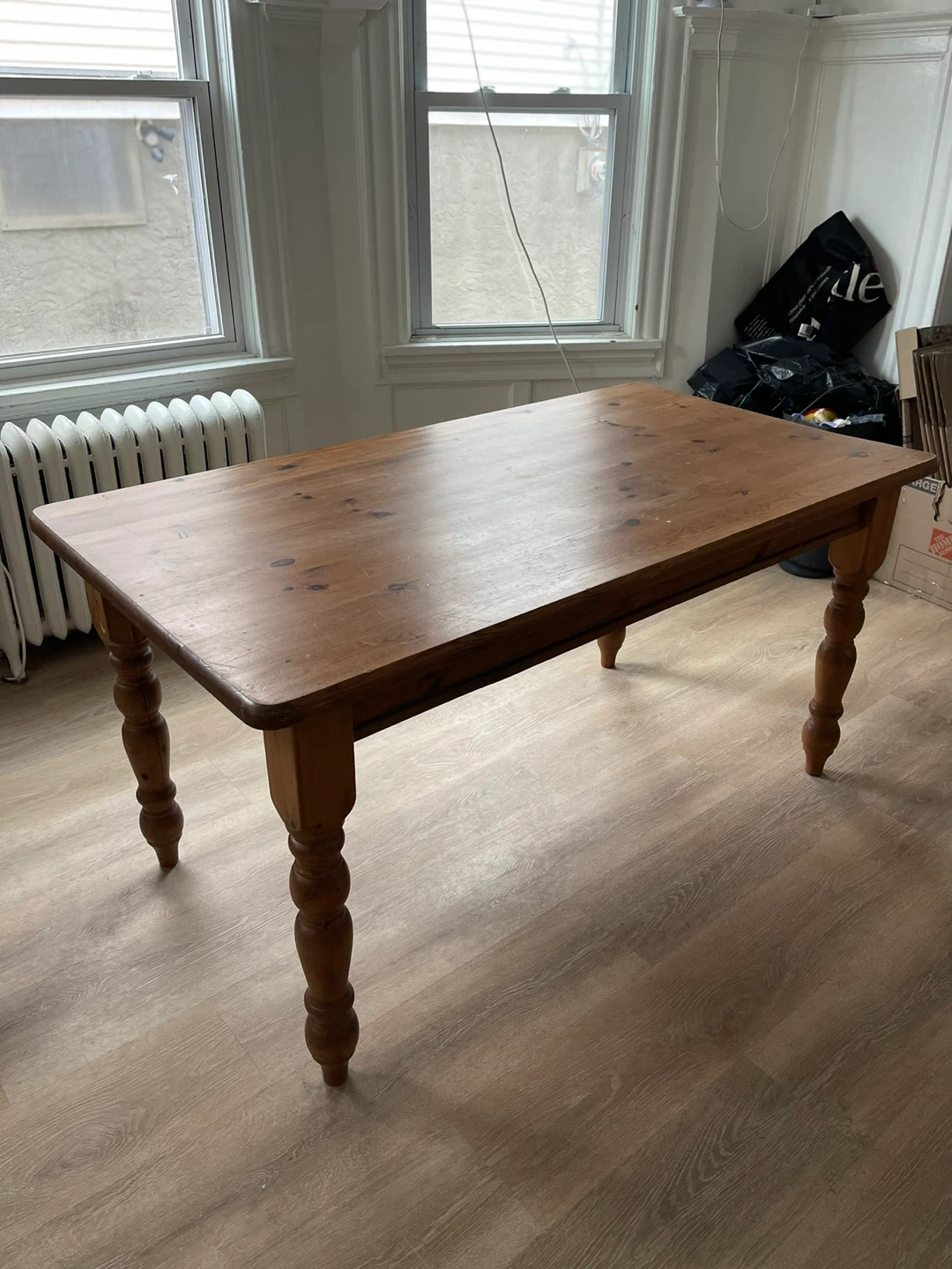 Wooden Dining Table with Turned Legs - photo 3
