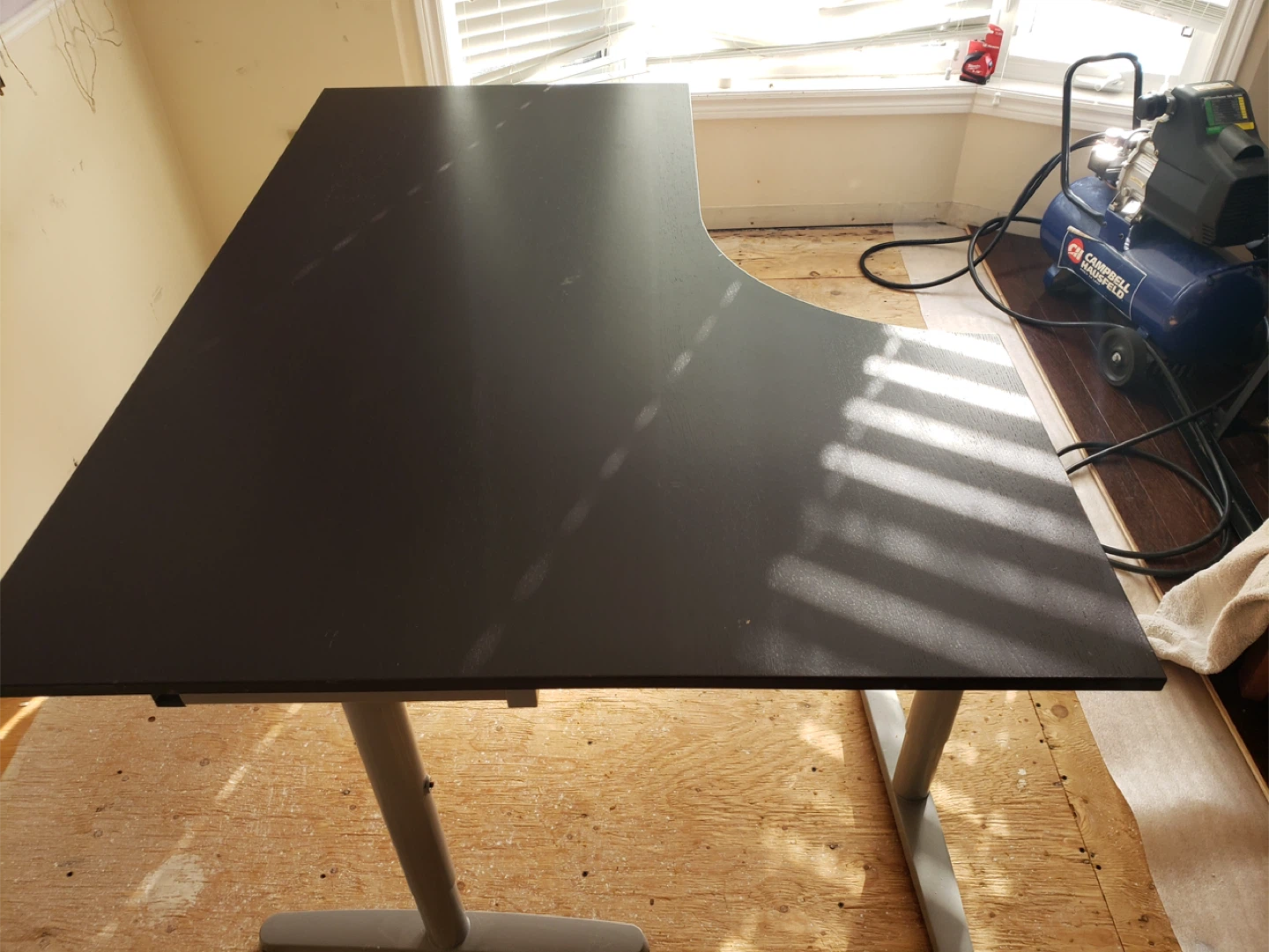 Black L-Shaped Desk - photo 2