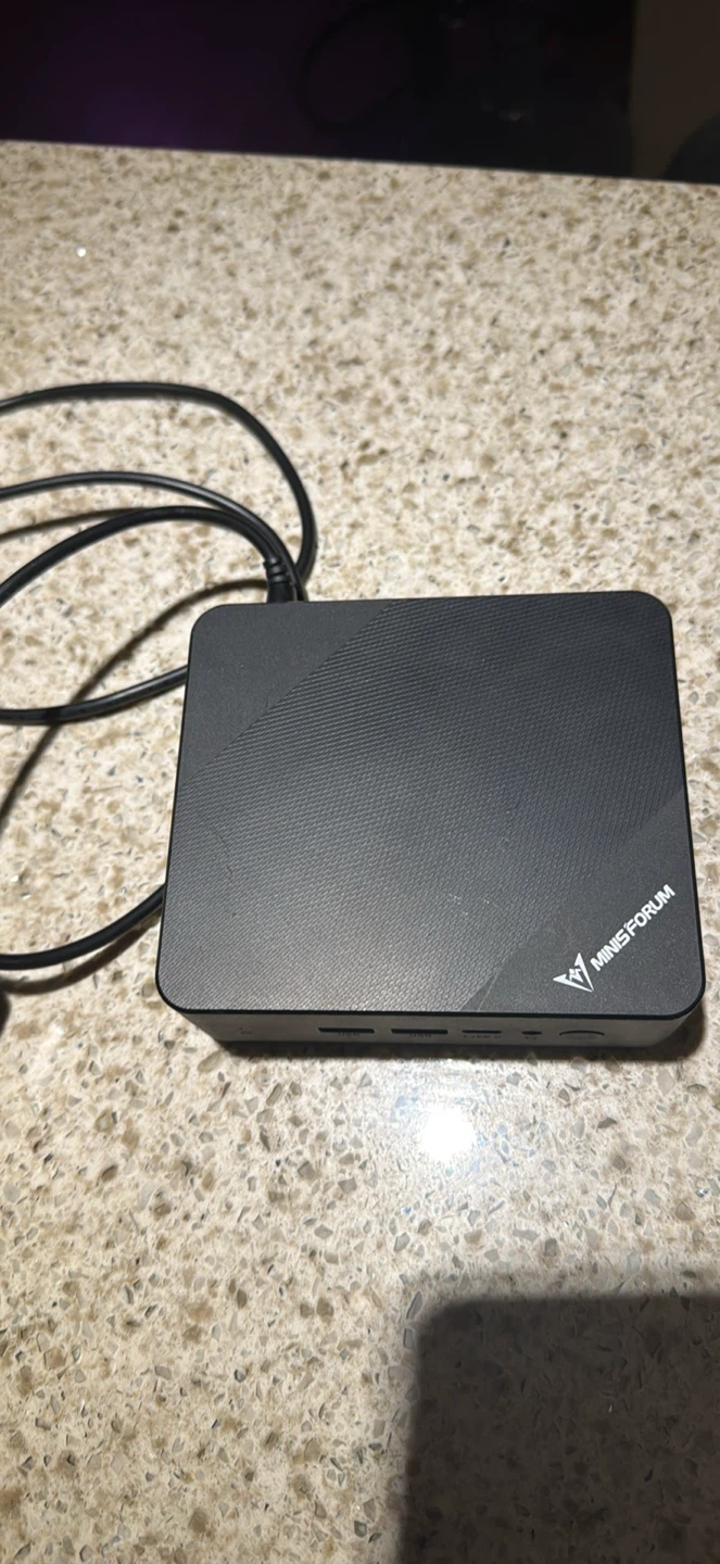 MINIS FORUM Mini PC - photo 2