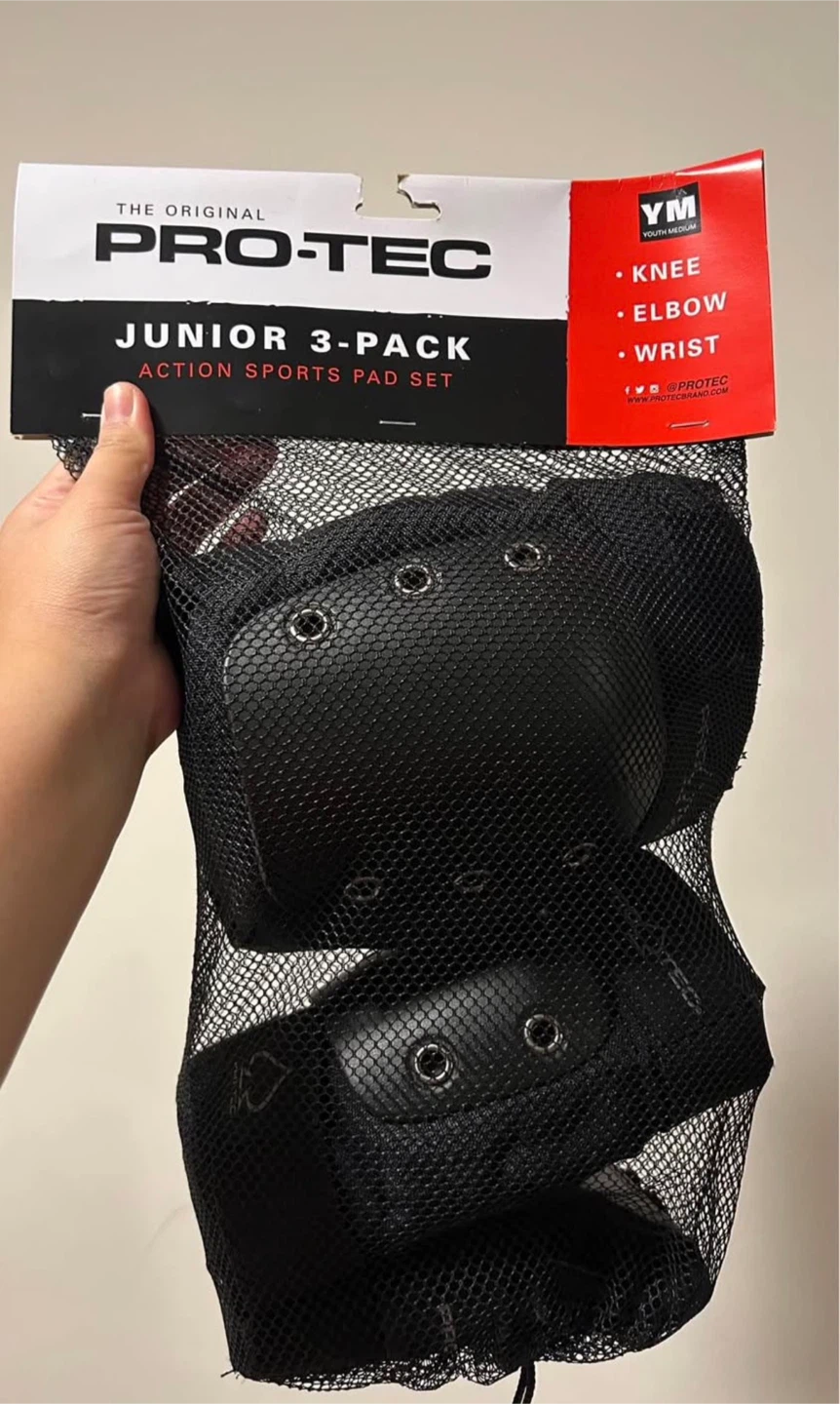 Pro-Tec Junior Action Sports Pad Set & Classic Certified Helmet