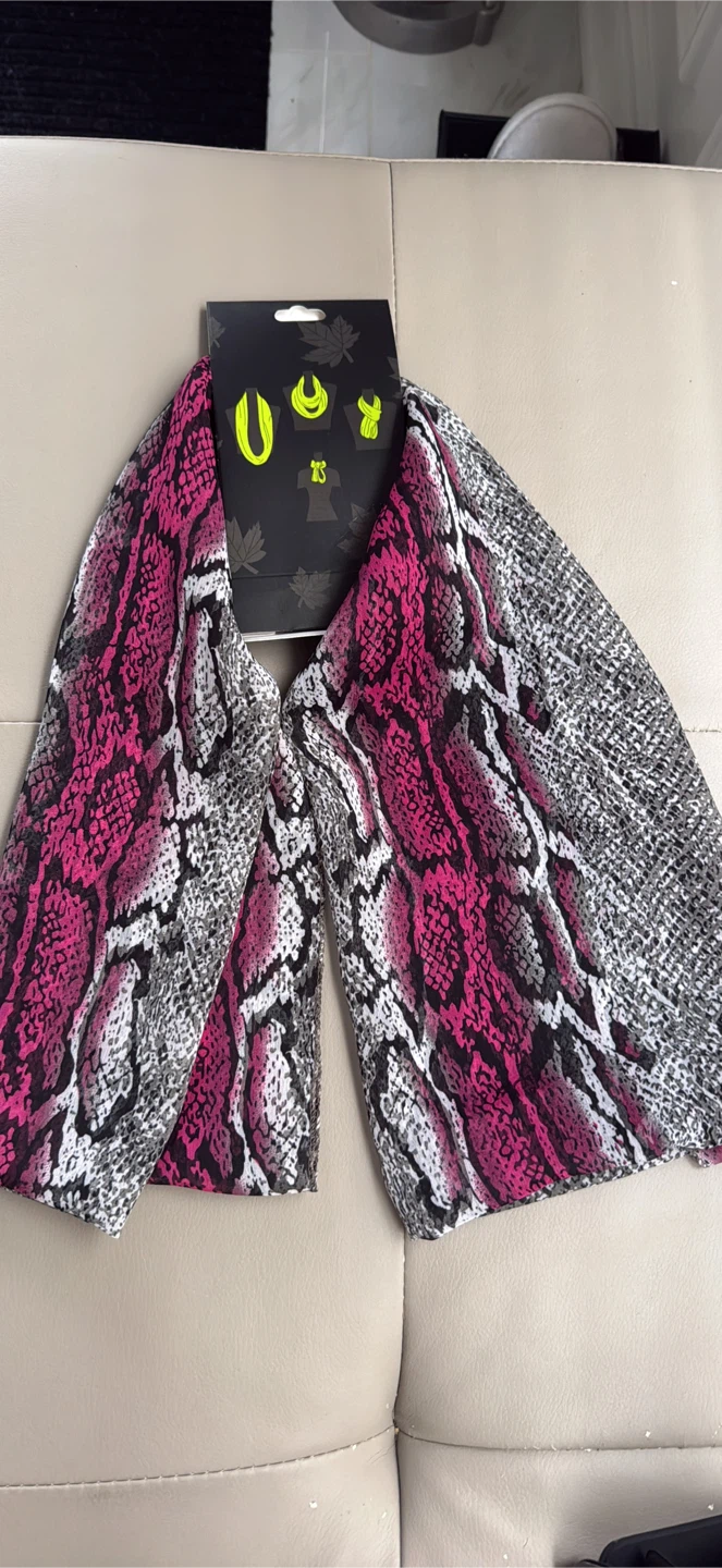 New Women's Fashion Spring  Scarf -Snake Print - photo 2