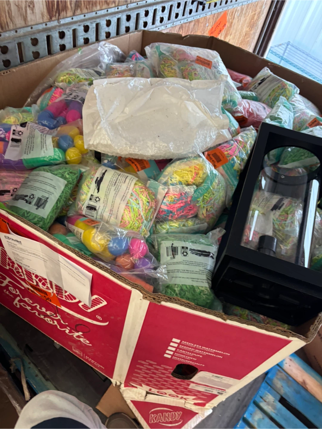 Kandy "Look" Easter Grass & Eggs Assortment - photo 3