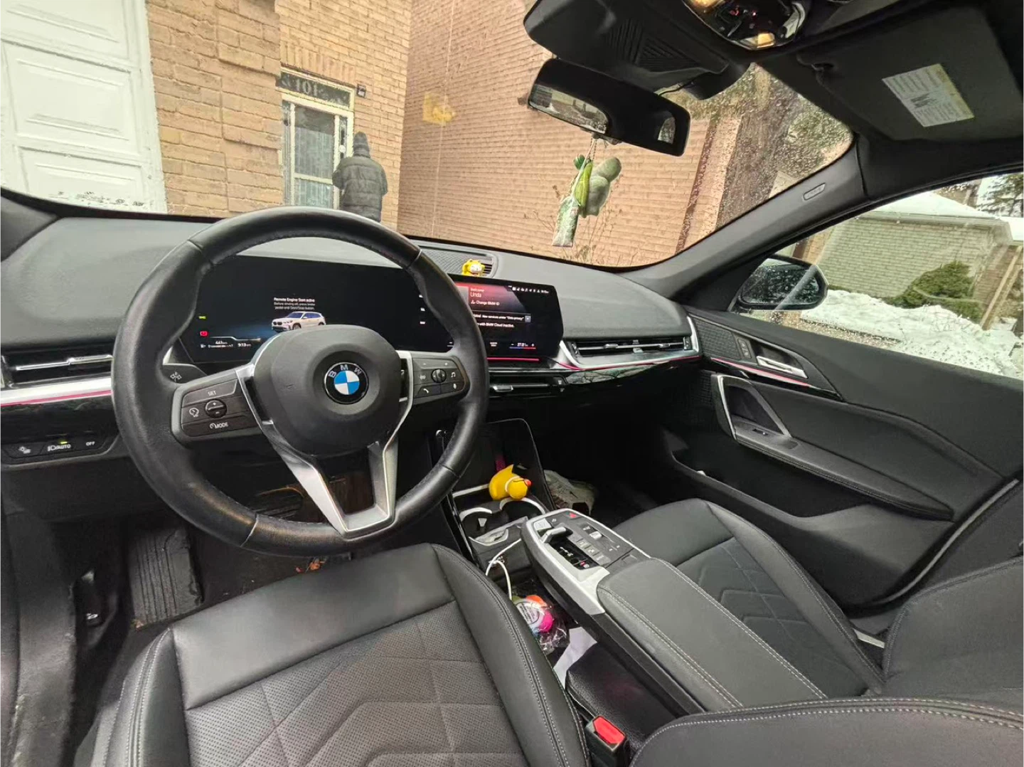 2023 BMW X1 xDrive28i – Lease Takeover | White | Low KM - photo 3