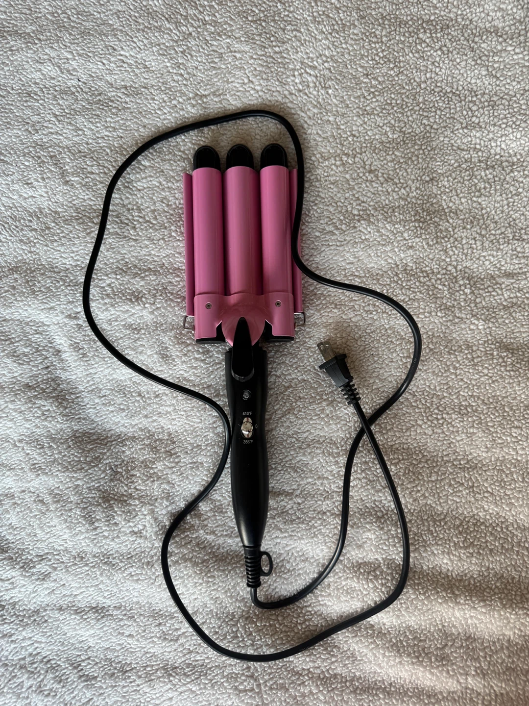 Pink 3-Barrel Hair Waver