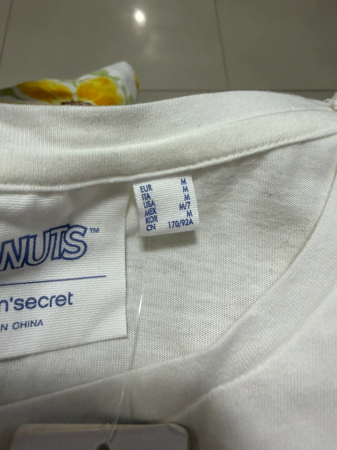 Peanuts Snoopy Pajama Set - Size M - photo 4
