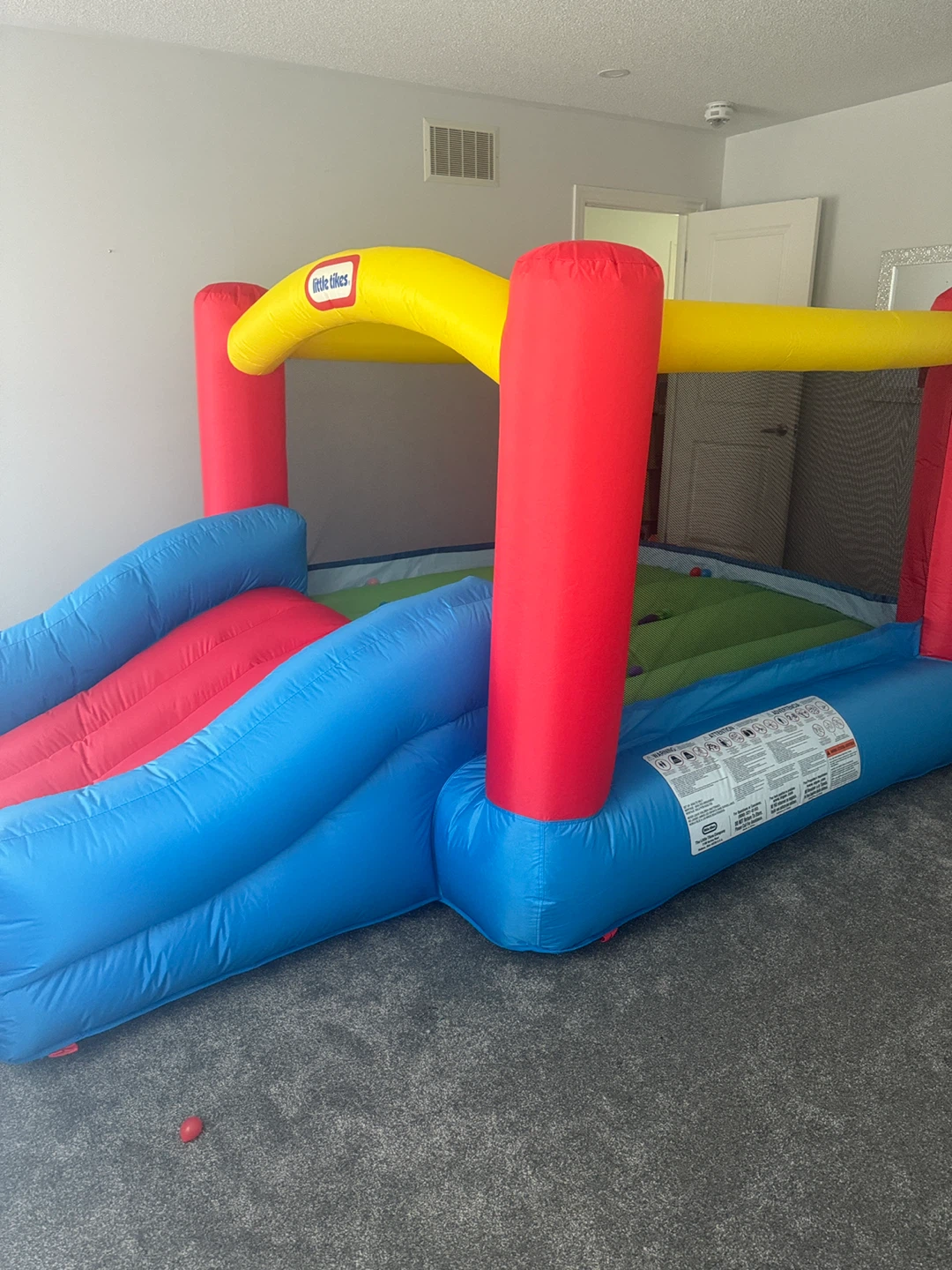 Little Tikes Inflatable Bounce House with Slide - photo 4
