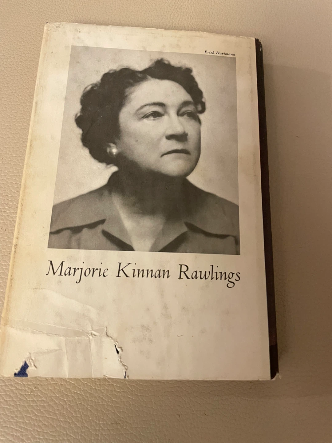 Vintage The Sojourner by Marjorie Kinnan Rawlings Novel - photo 2