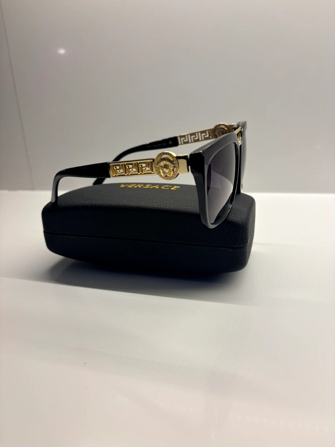 Versace Sunglasses - photo 2