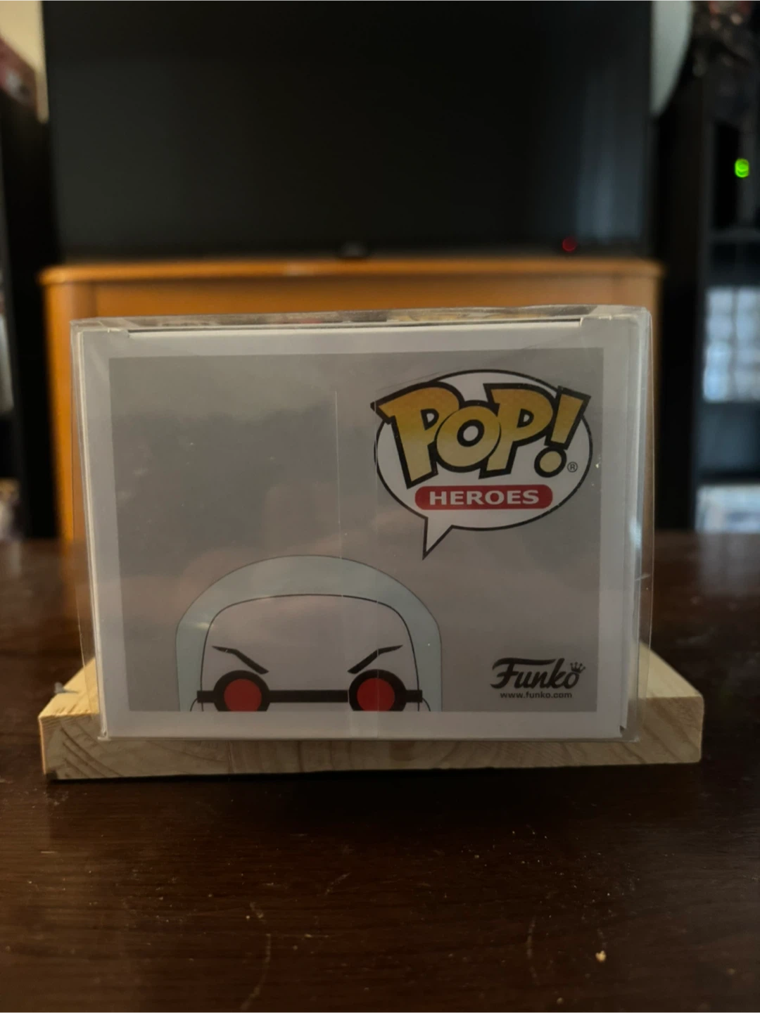 Funko Pop! Heroes Mr. Freeze #190 Vinyl Figure - photo 5
