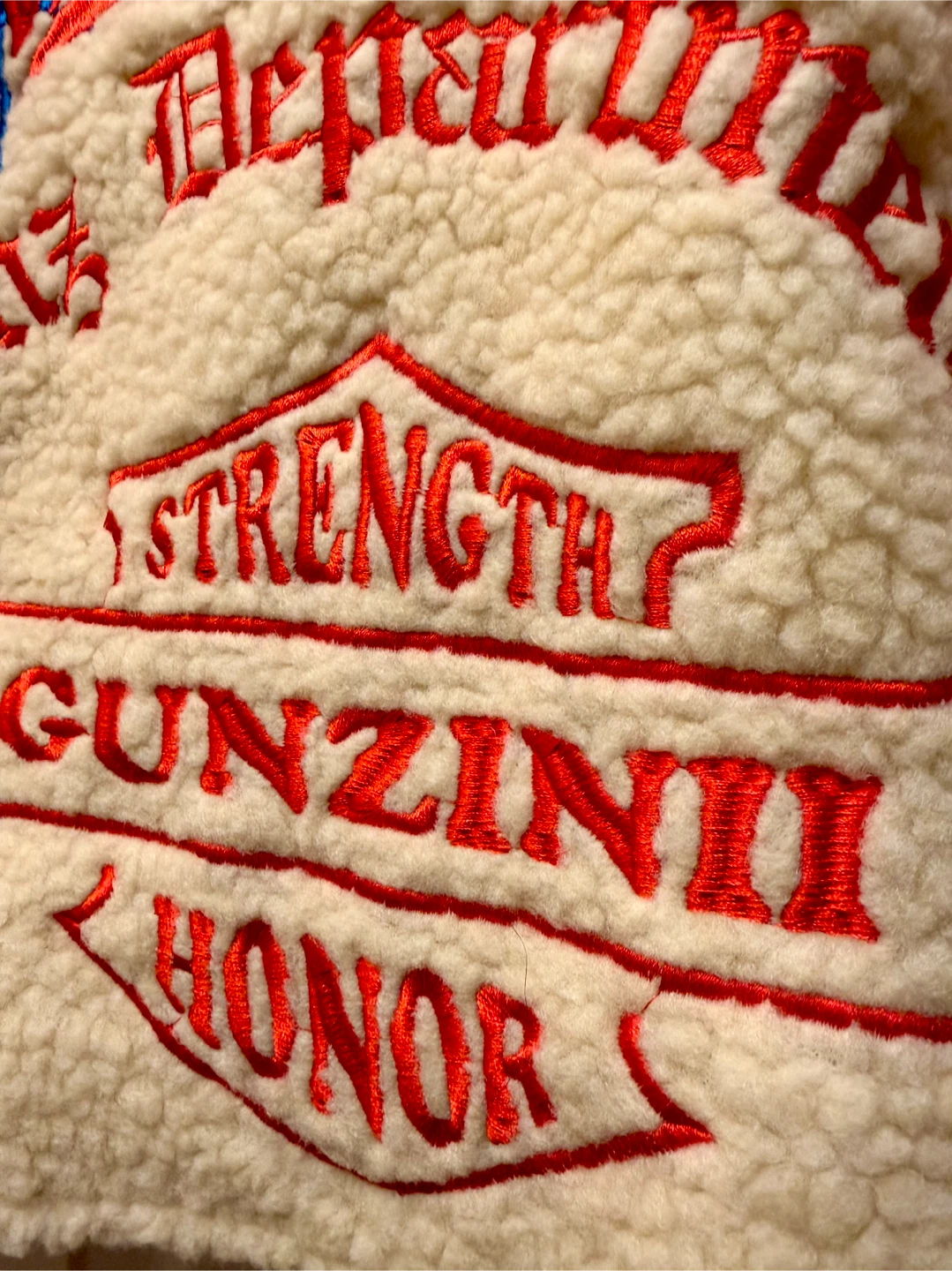 GUNZINI HONOR Sherpa Fleece Jacket with Hearts and Arrows - photo 4