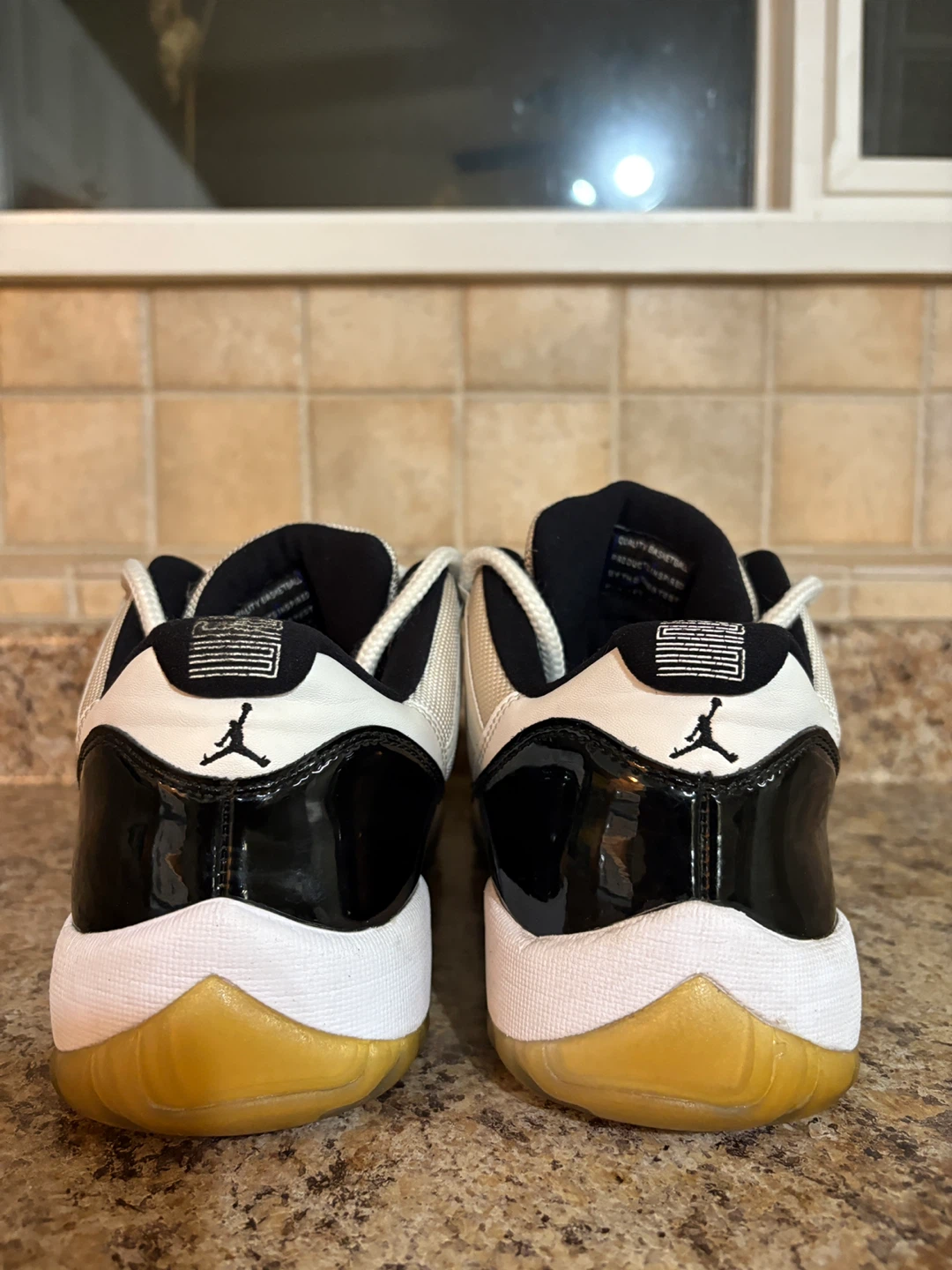 Air Jordan 11 Retro Low Concord - photo 2