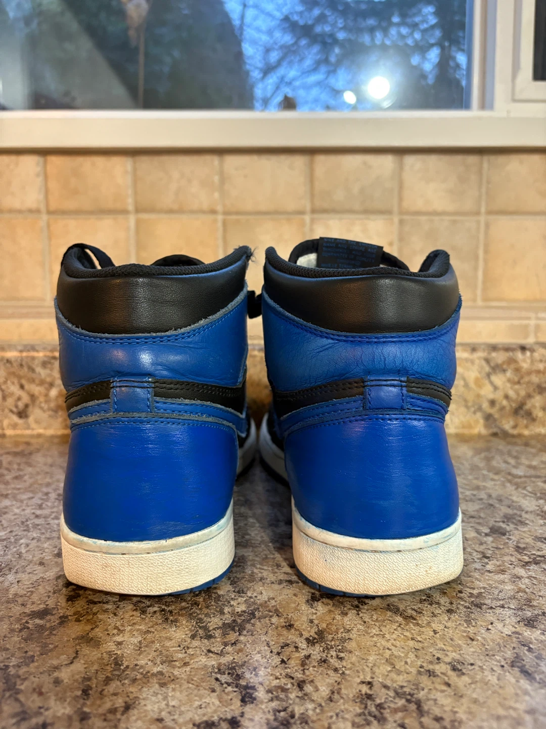 Air Jordan 1 High OG Royal Blue - photo 2